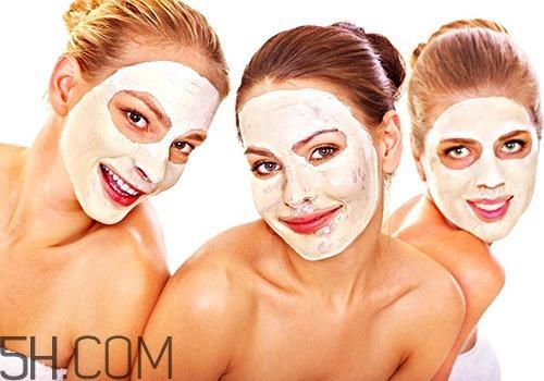 面膜可以用温水泡吗 面膜用温水泡多长时间 面膜可以用温水泡吗 面膜用温水泡多长时间