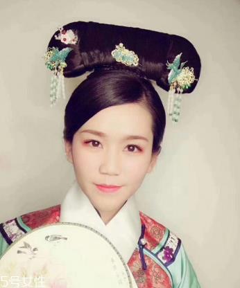 清朝女性唇妆怎么化 清代花瓣唇妆画法