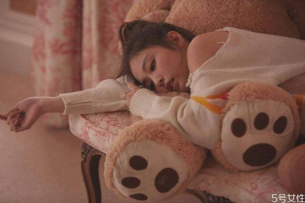 谈恋爱男女思维有什么不一样 恋爱中的男女思维差别 谈恋爱男女思维有什么不一样 恋爱中的男女思维差别