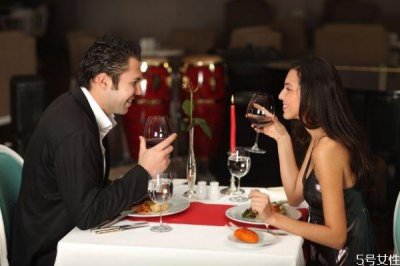 ​第一次约会男生满意的表现 第一次见面后有戏表现