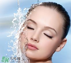 冬天面膜可以用热水泡吗？冬天面膜用热水泡几分钟？