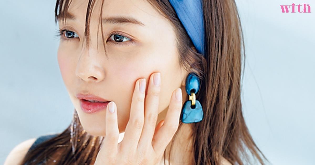 粉色腮红怎么画甜美妆容