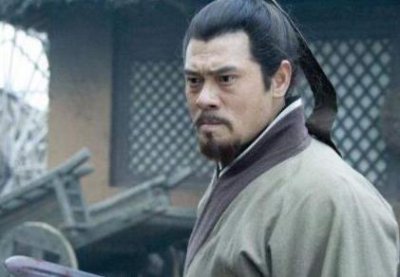 ​当初陈宫为何决定跟随曹操？为何又要离开？