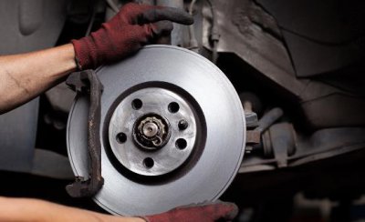 ​刹车失灵前的4个预兆 车辆在行驶中发生刹车失灵该怎么办