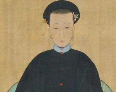 ​揭秘康熙后宫的姐妹花，一个成皇后一个成贵妃