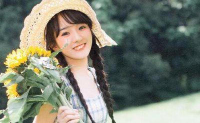 ​怎样与女生聊天，与水瓶座女生怎么聊天