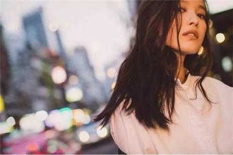 女朋友喝酒故意吵架,如何巧妙哄她?