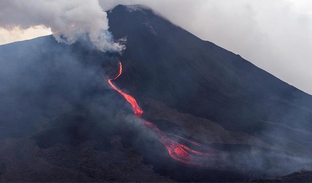 探秘火山是一种什么样的地质结构 地球上有哪些著名的火山  3
