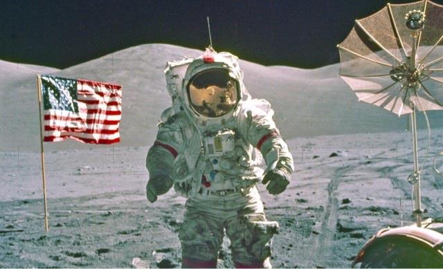 探秘阿波罗登月到底是真是假?美国真的伪造了登月事件吗?  5