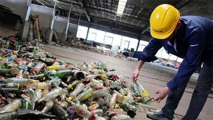 探秘玻璃瓶在自然中能存在多久?玻璃稳定性何时被打破? 2