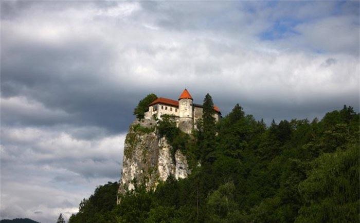 探秘世界上十大最美城堡查尔斯西格家历史悠久(结构复杂)  2