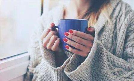 女生说脚冷怎么回答去撩她