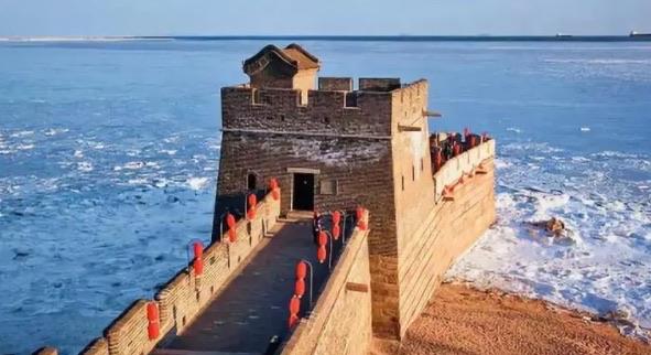 探秘万里长城有没有人走完（万里长城真的有万里吗）  1