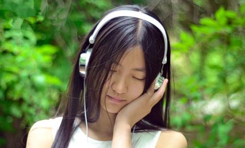 怀疑女友绿我吵架怎么哄？快速有效的方法分享