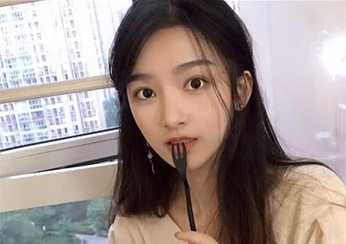 浪漫表白情话大全，让你的爱情更加甜蜜幸福