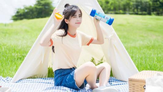 怎么和女孩子聊天找话题拉近感情？