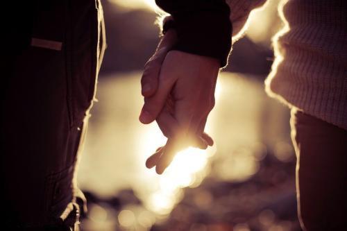 吵架怎么能挽回女朋友的心