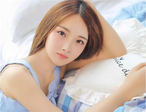 女生说要睡觉了怎么回，女孩说我要睡觉了幽默回复