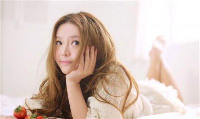 ​女生说要睡觉了怎么回，女孩说我要睡觉了幽默回复