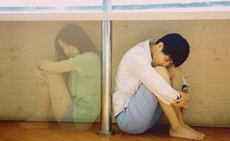 分手一个月女生的心理1