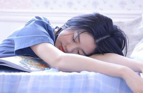 分手一个月女生的心理2