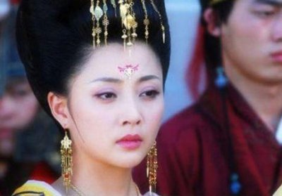 ​唐朝以胖为美，杨玉环的身高体重是多少？