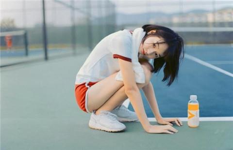 如何聊天撩女生，怎么聊天撩女生才会心动