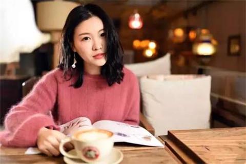 挽回女友心情,选择什么礼物最有效?