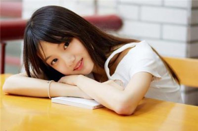 ​和女生在微信上怎么第一次聊天？