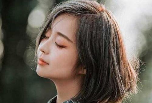 吵架后送女朋友包包卡片写什么好