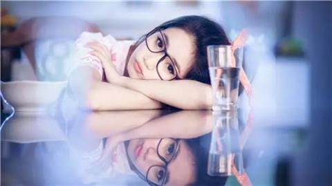 和女孩聊天有什么话题 8个方法轻松应对