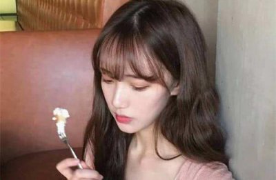 ​怎么和女生聊天开场白，和女生聊天的开场白