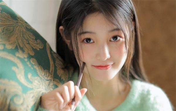 如何在酒桌上展现高情商的说话技巧？