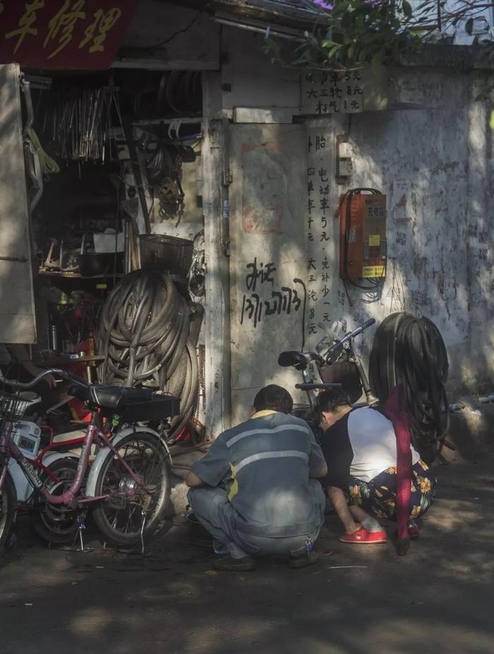 一位退休副省长镜头中的城中村