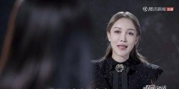 这位14岁开始整容，花费了400万的女孩，为什么能圈粉无数？