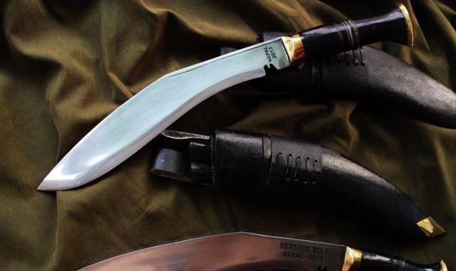 盘点世界各国特种兵配备的军刀，见过三种就是“大神”