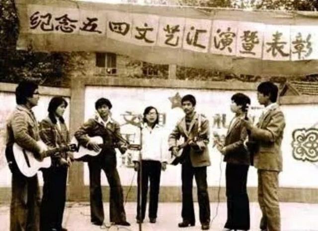 1980年代的大学校园生活竟是如此,你的大学生活是如此度过的吗?