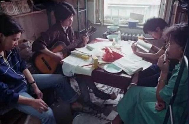 1980年代的大学校园生活竟是如此,你的大学生活是如此度过的吗?