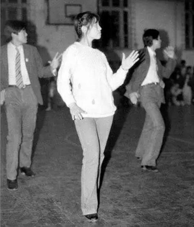 1980年代的大学校园生活竟是如此,你的大学生活是如此度过的吗?