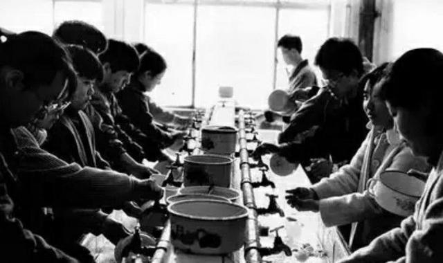 1980年代的大学校园生活竟是如此,你的大学生活是如此度过的吗?