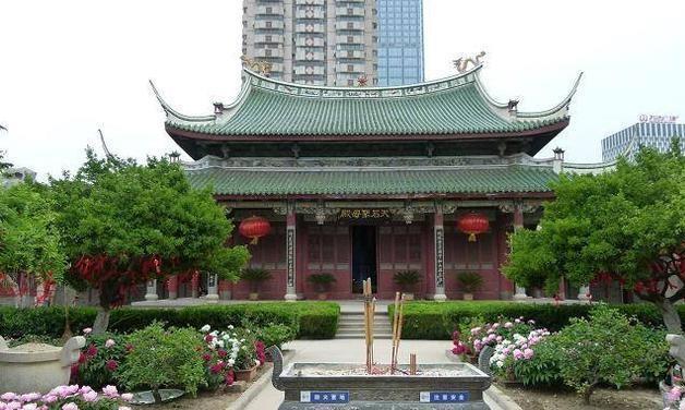国内这两座城市，直线距离仅170公里，乘坐火车却需要一天的时间