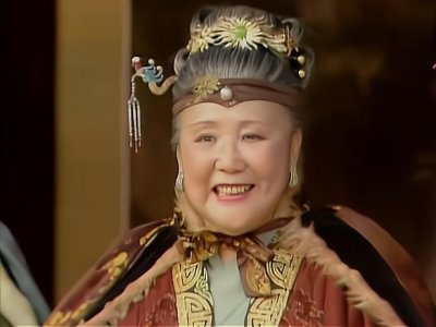 ​红楼梦里真正的枕霞旧友，不是史湘云，而是那个品位不俗的老太太