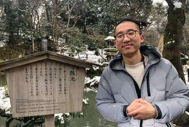 一位脱口秀演员的面相：两腮无肉，麻子脸