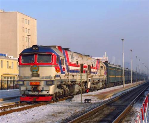 1993年中俄火车大劫案:暴徒抢劫6天6夜,3名女乘客成为无助羔羊