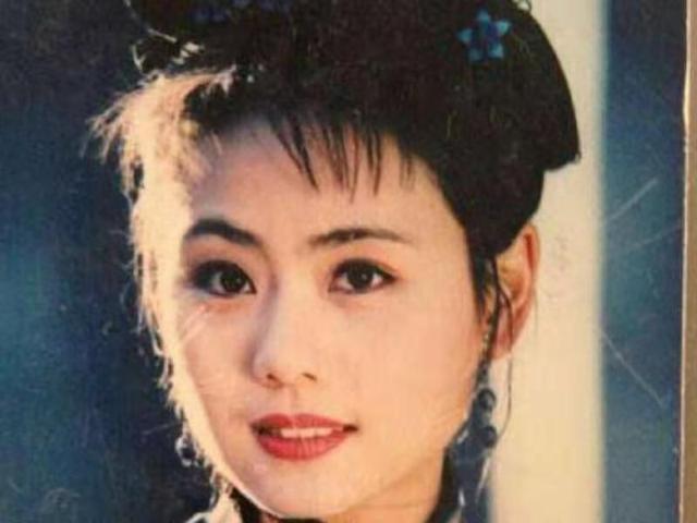 有种“整容”叫《还珠格格》柳红，20年过去了，如今美到高不可攀