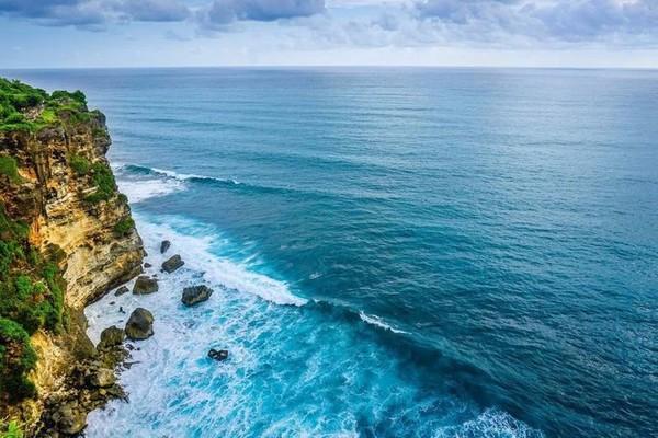 情侣去了可能会分手的旅行地，如果还没分手那就可以结婚吧