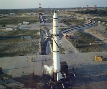 ​世界三大航天强国卫星数量：美590颗，俄136颗，中国厚积薄发