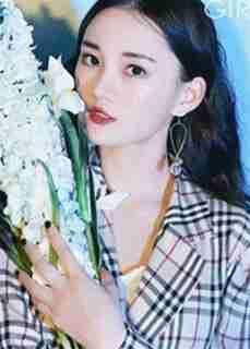 有种“整容”叫16年后的萧晴，曾经嫌她丑，如今美到认不出