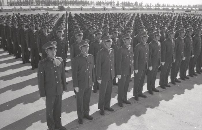 盘底中国历上两次最牛阅兵仪式，一次震撼世界，一次响彻亚洲