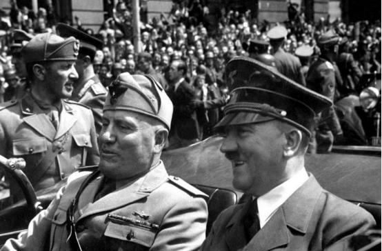 二战时納粹党的头目希特勒, 为何要对犹太人大肆屠杀 有何隐意